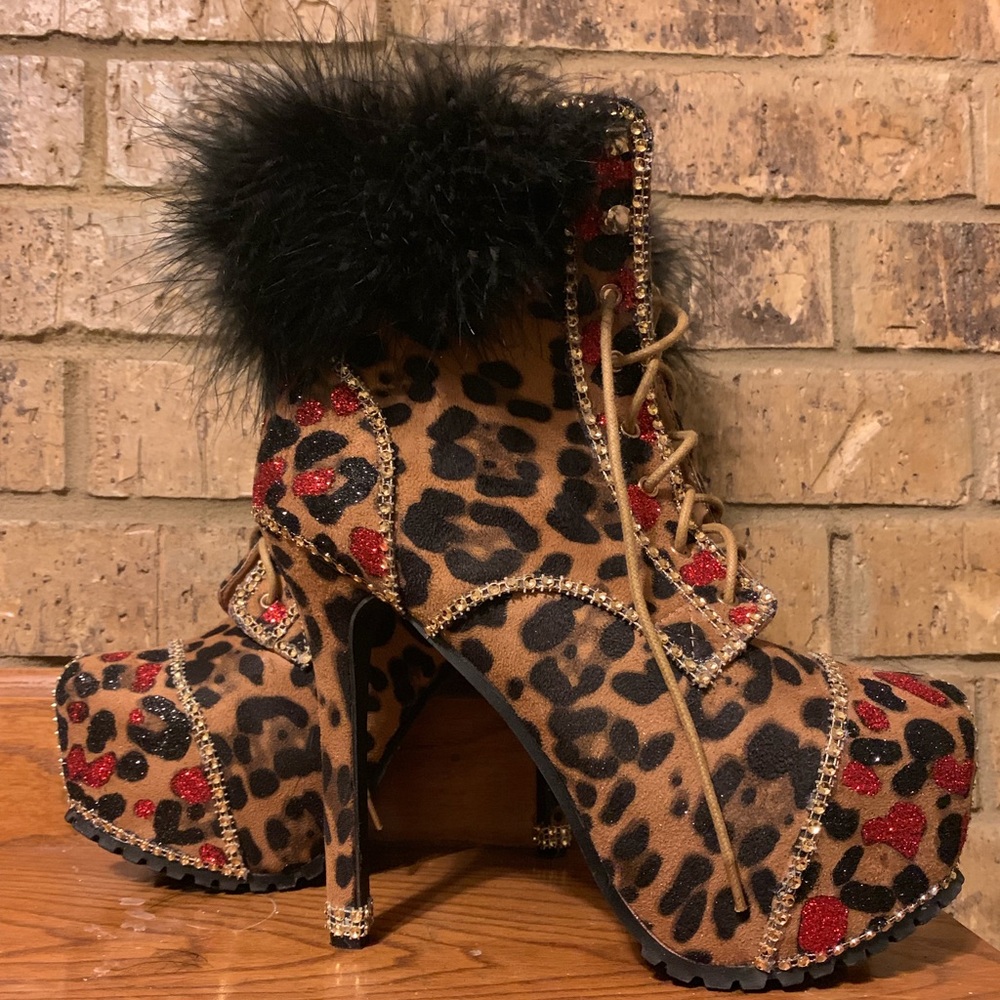 Customize Boots